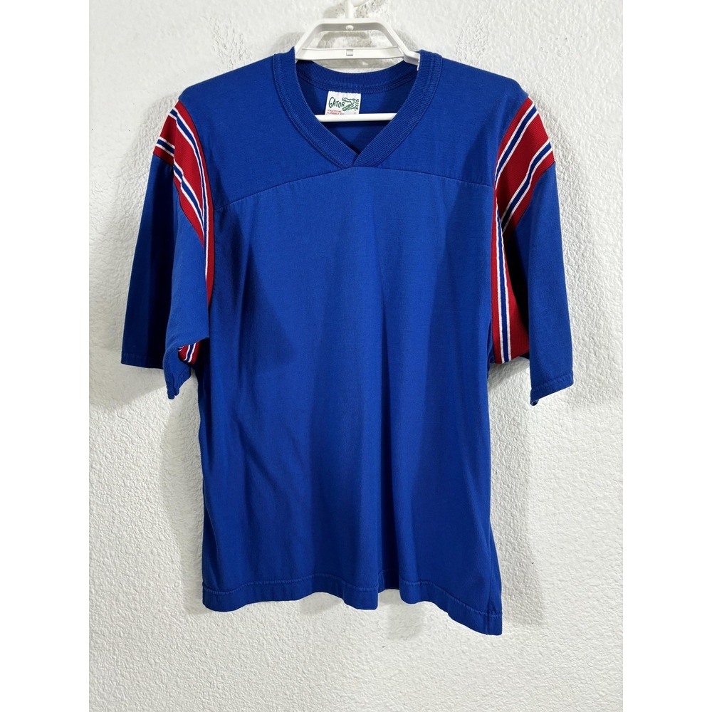 VINTAGE Gator Athletics Shirt Fits like a Medium‎ Blue V-Neck Striped 50/50 80s